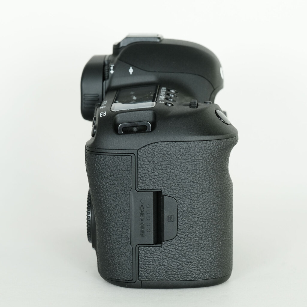 Canon EOS 5D Mark IV