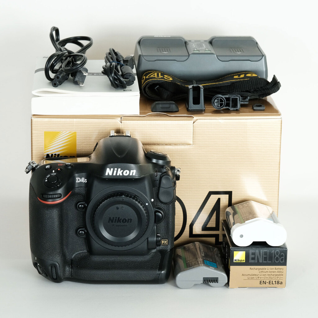 Nikon D4S