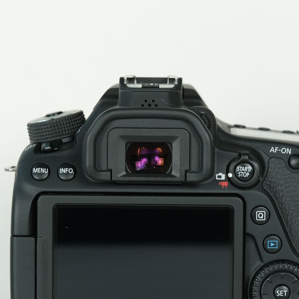 Canon EOS 80D Canon EOS 80D