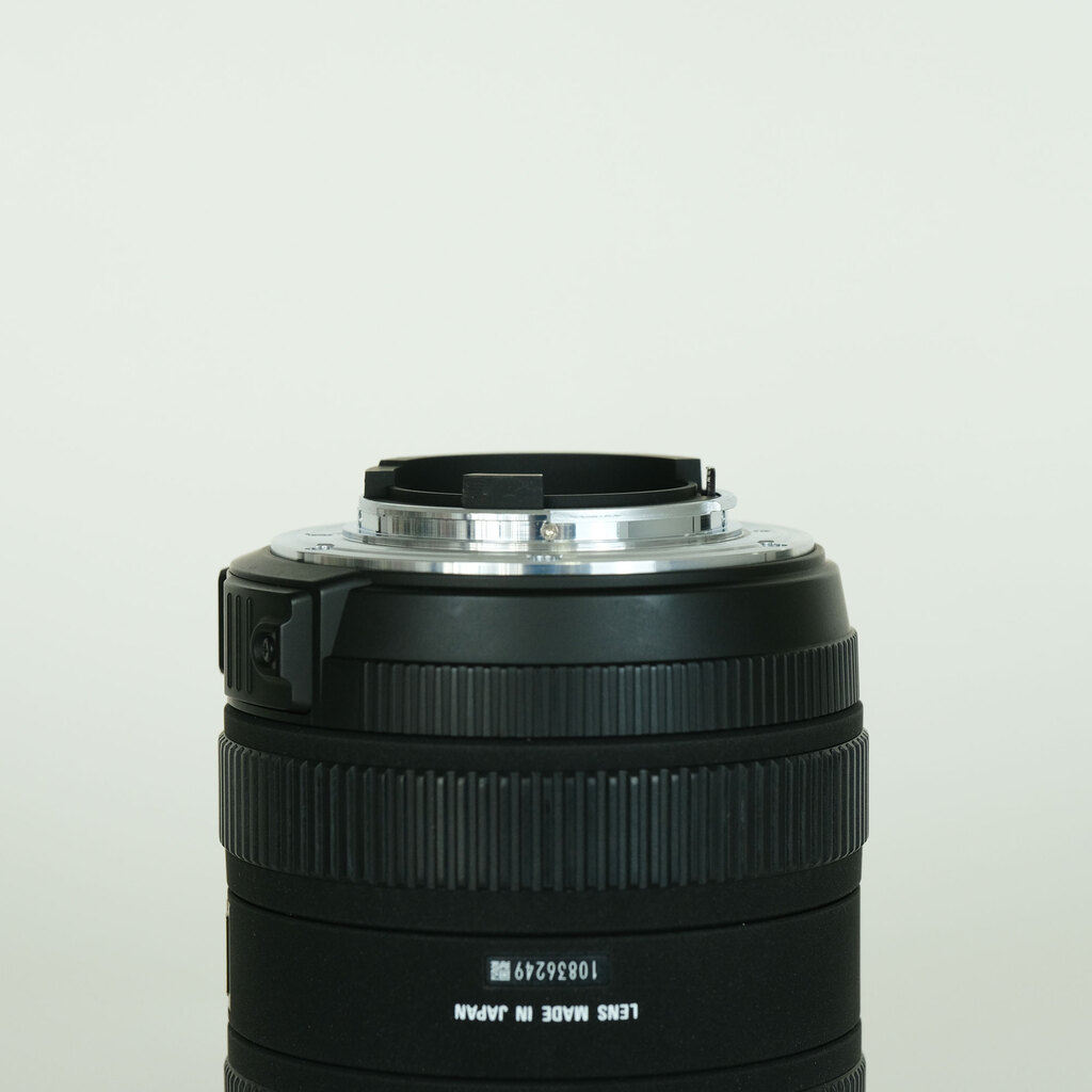 SIGMA 8-16mm F4.5-5.6DC HSM (ニコンF用)