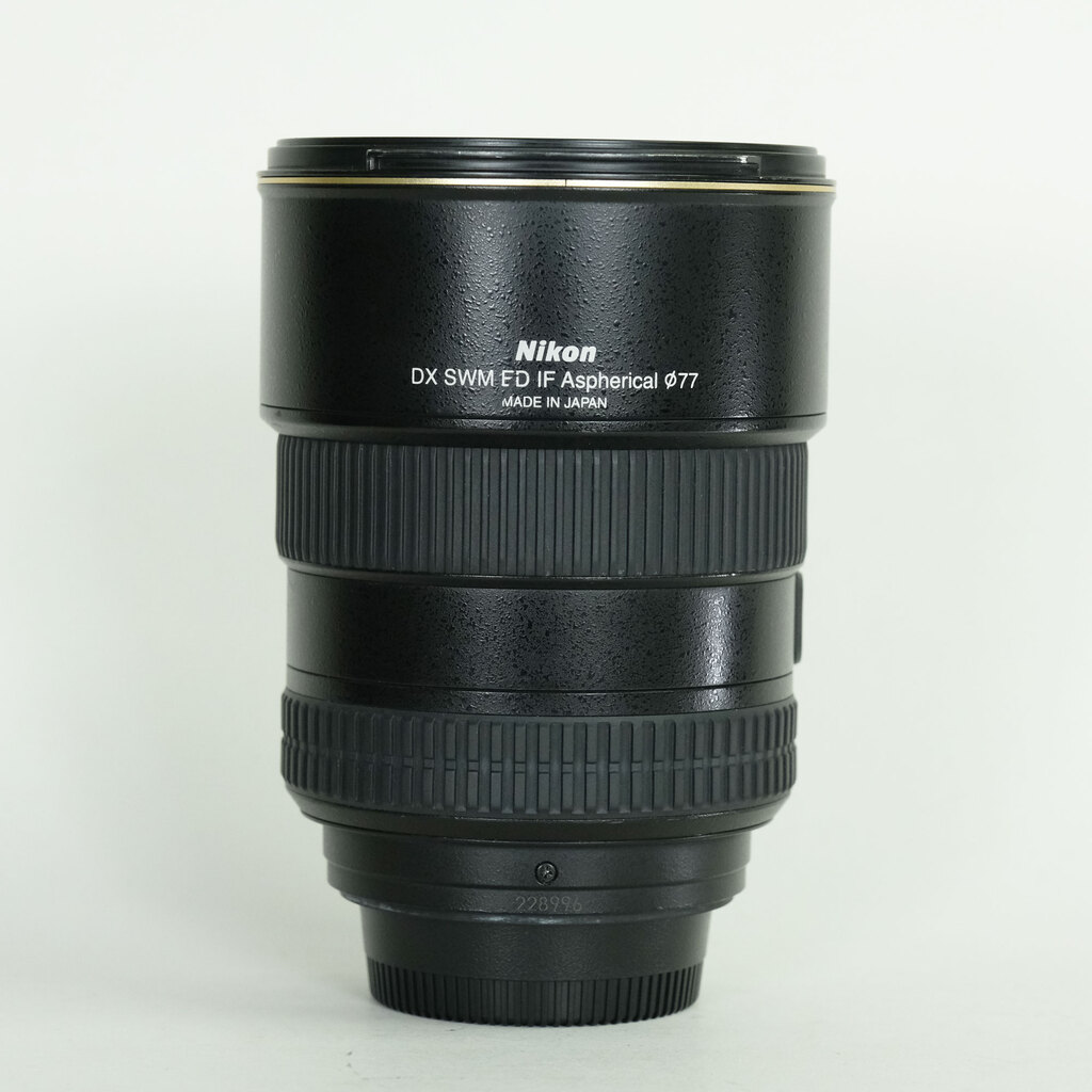 Nikon AF-S DX Zoom-Nikkor 17-55mm f/2.8G IF-ED Nikon AF-S DX Zoom-Nikkor 17-55mm f/2.8G IF-ED