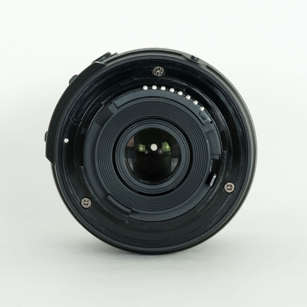 Nikon AF-S DX NIKKOR 18-55mm f3.5-5.6G VR II