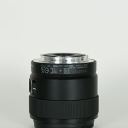 SONY E 11mm F1.8 SEL11F18