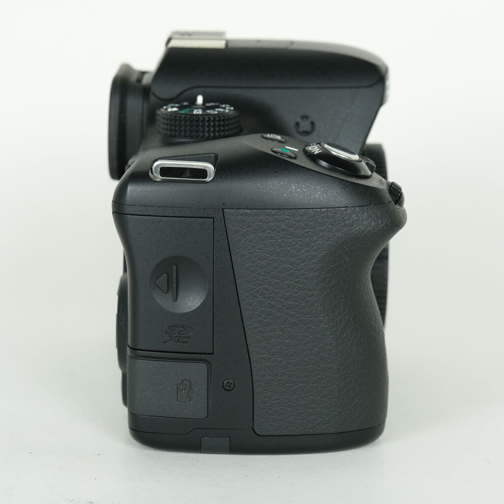 PENTAX K-50 ボディ ブラックの出品 | ONE SCENE（ワンシーン）