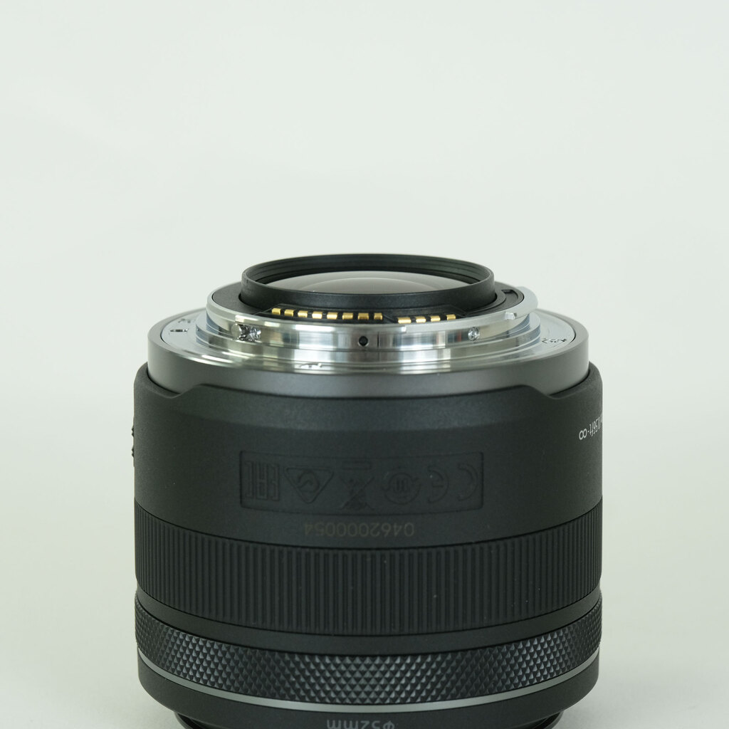 Canon RF35mm F1.8 MACRO IS STM