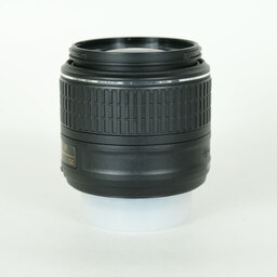Nikon AF-S DX NIKKOR 18-55mm f3.5-5.6G VR II
