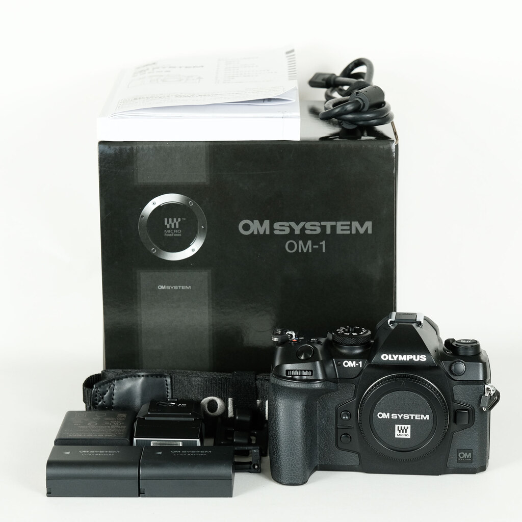 OM SYSTEM OM-1