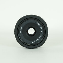 Canon EF40mm F2.8 STM