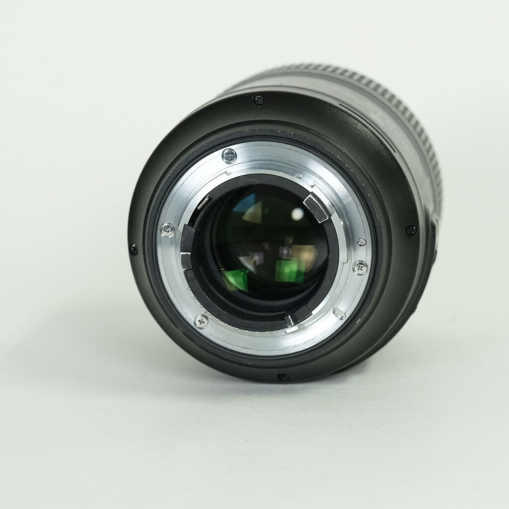 Nikon AF-S VR Micro-Nikkor 105mm f/2.8G IF-ED