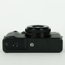 FUJIFILM X100V ブラック