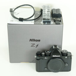 Nikon Z f