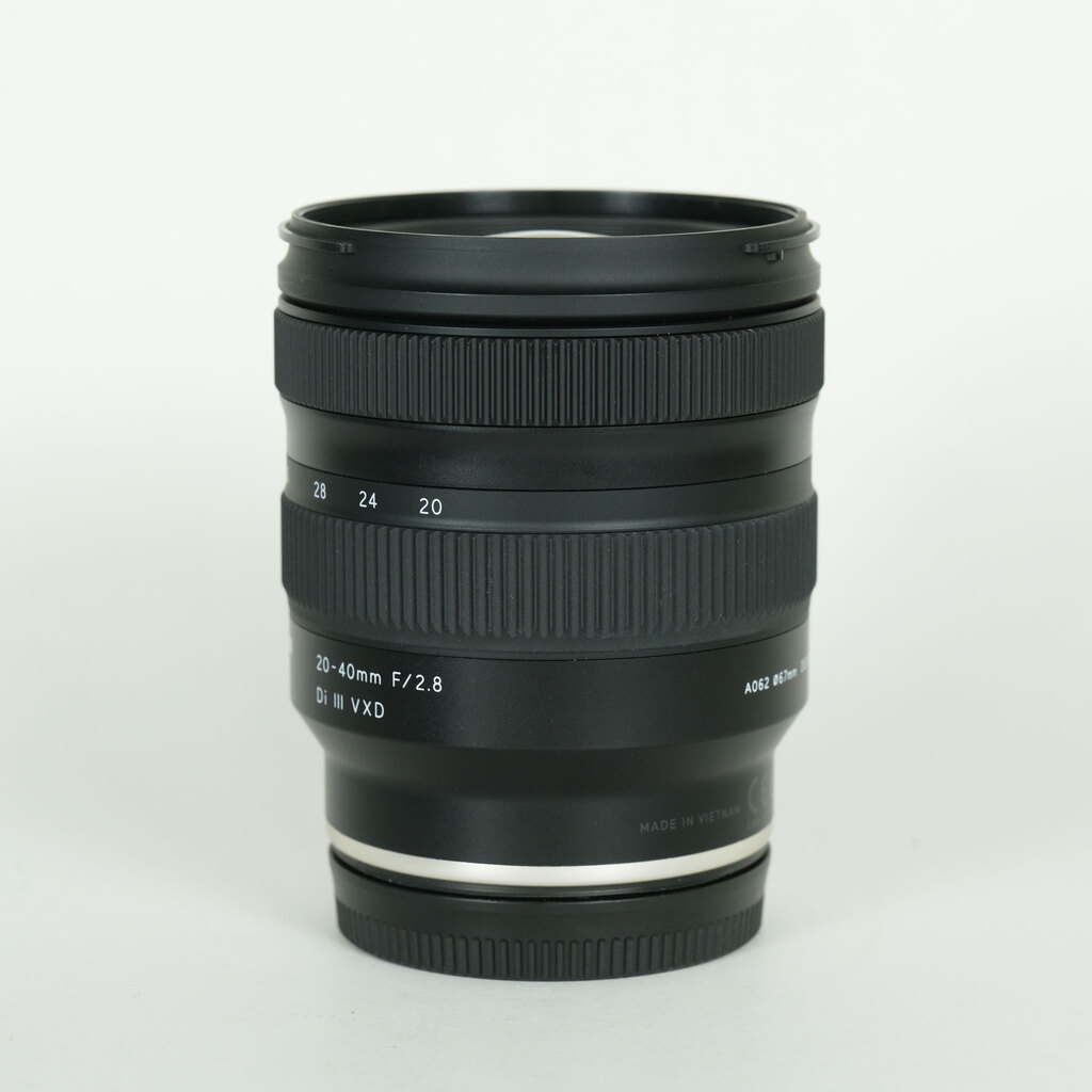 【良品・最安値】TAMRON 20-40mm f2.8 ズームレンズ　eマウント TAMRON 20-40mm F/2.8 Di III VXD(Model A062) [ソニーE用]の出品