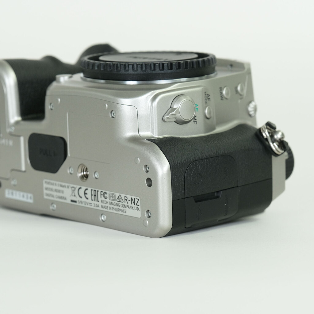 PENTAX K-3 Mark III ボディ シルバー