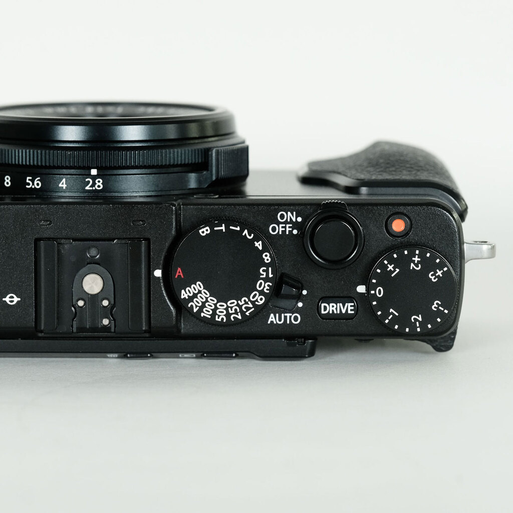 FUJIFILM X70 ブラックの出品 | ONE SCENE（ワンシーン）