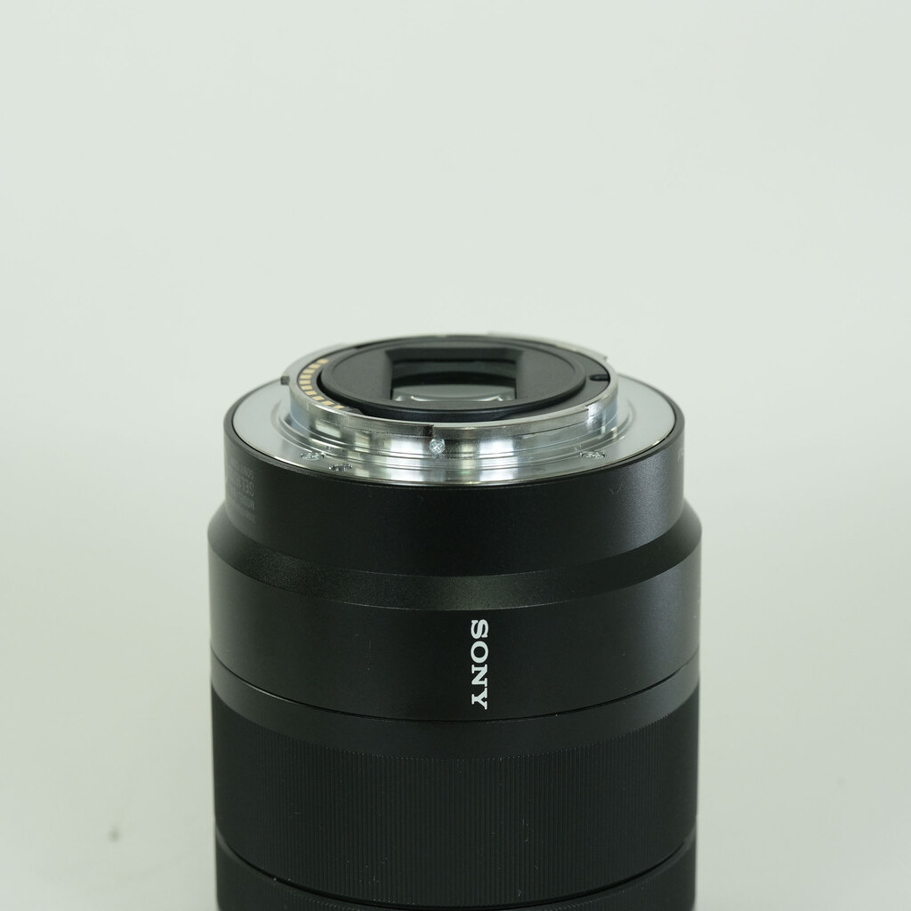 SONY Vario-Tessar T＊ E 16-70mm F4 ZA OSS SEL1670Z