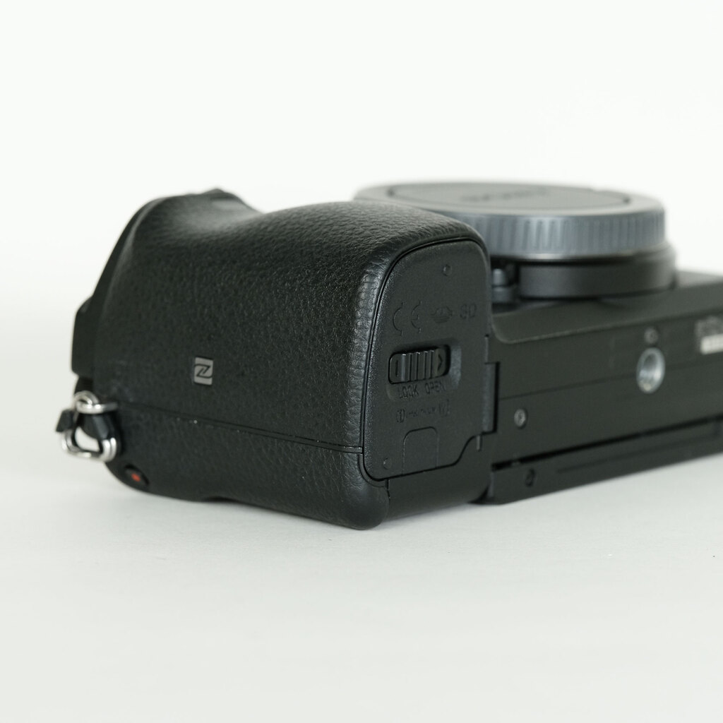 SONY α6400（ILCE-6400）