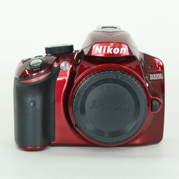Nikon D3200ボディ レッド