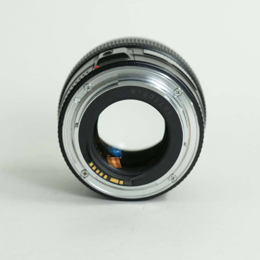 Canon EF85mm F1.8 USM