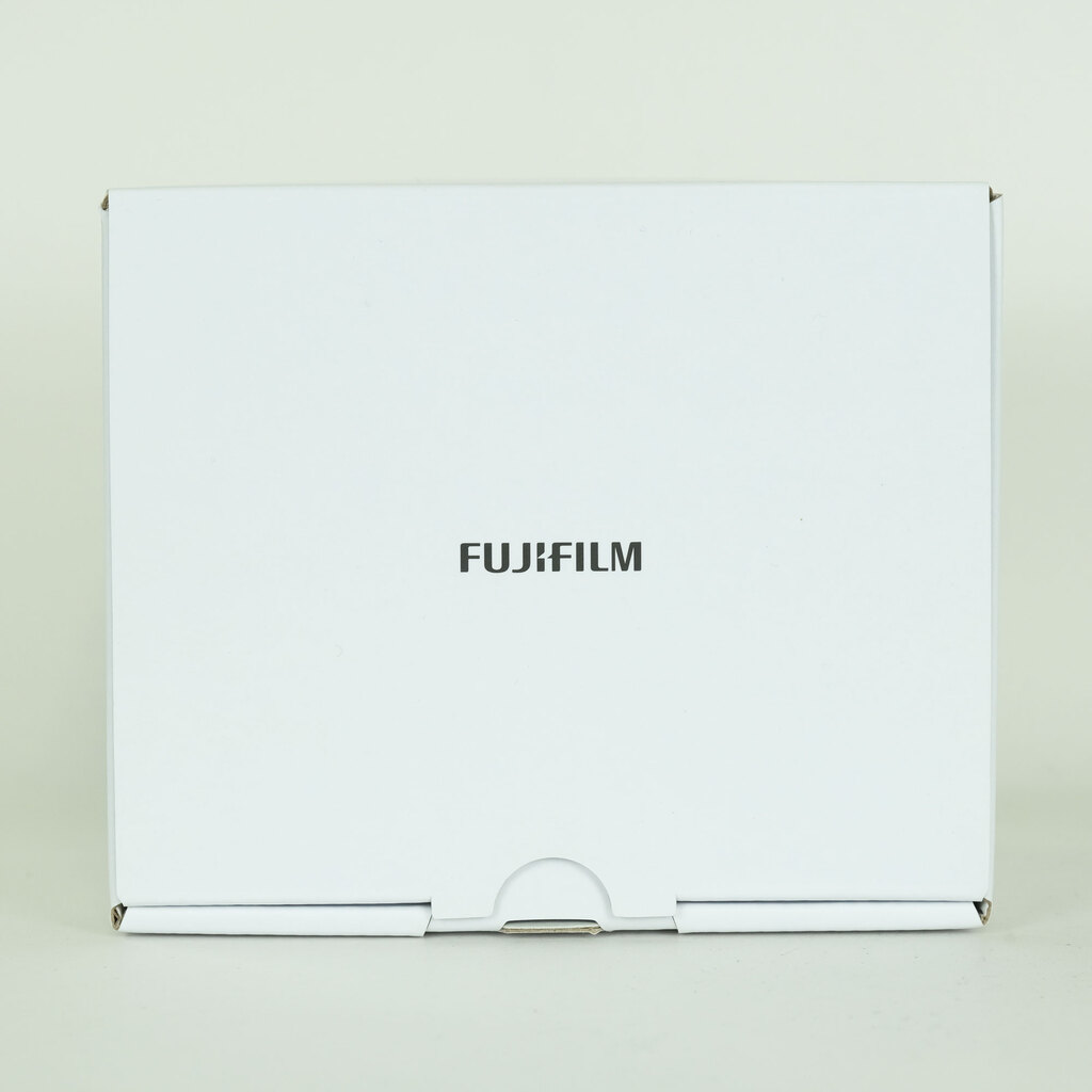 FUJIFILM X half X-HF1