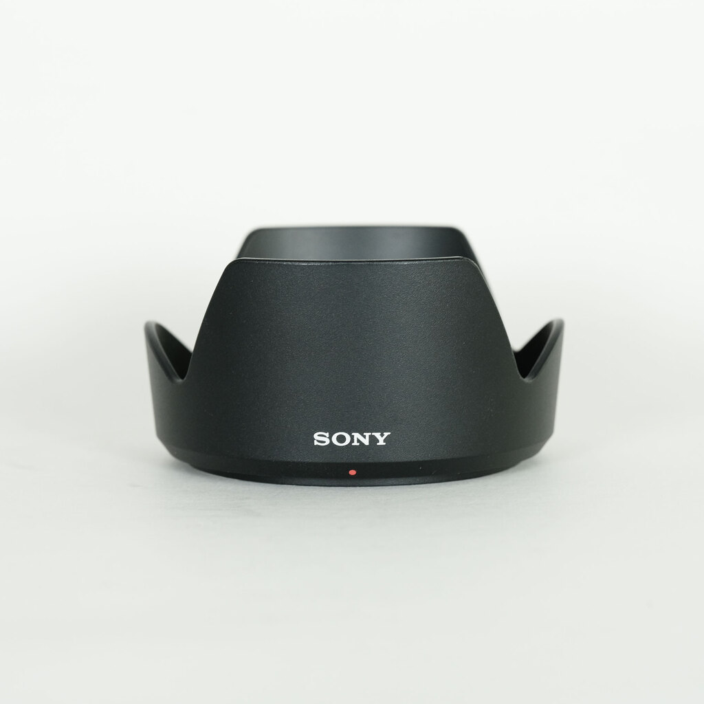 SONY E 18-135mm F3.5-5.6 OSS SEL18135