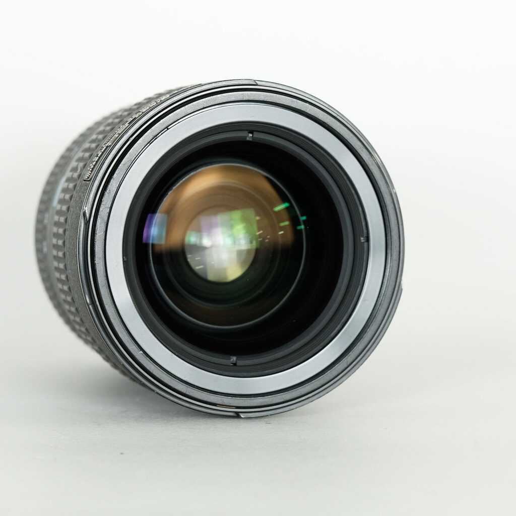 Nikon AF-S ED 28-70mm F2.8 D ブラック