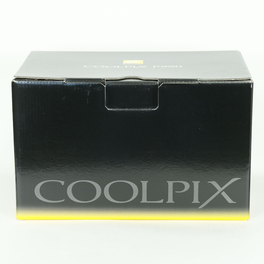 Nikon COOLPIX P950