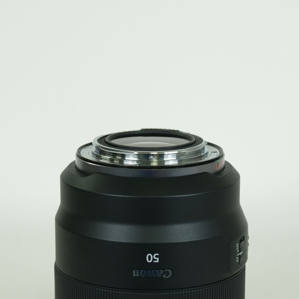 Canon RF50mm F1.2 L USM Canon RF50mm F1.2 L USM