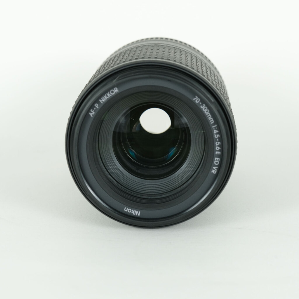 Nikon AF-P NIKKOR 70-300mm f/4.5-5.6E ED VR Nikon AF-P NIKKOR 70-300mm f/4.5-5.6E ED VR