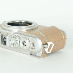 OLYMPUS PEN E-PL9