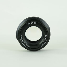 Voigtlander NOKTON 35mm F1.2 [フジフイルムX用]
