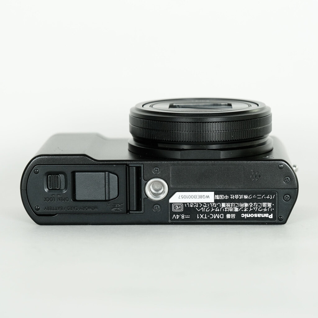 Panasonic LUMIX DMC-TX1 Panasonic LUMIX DMC-TX1