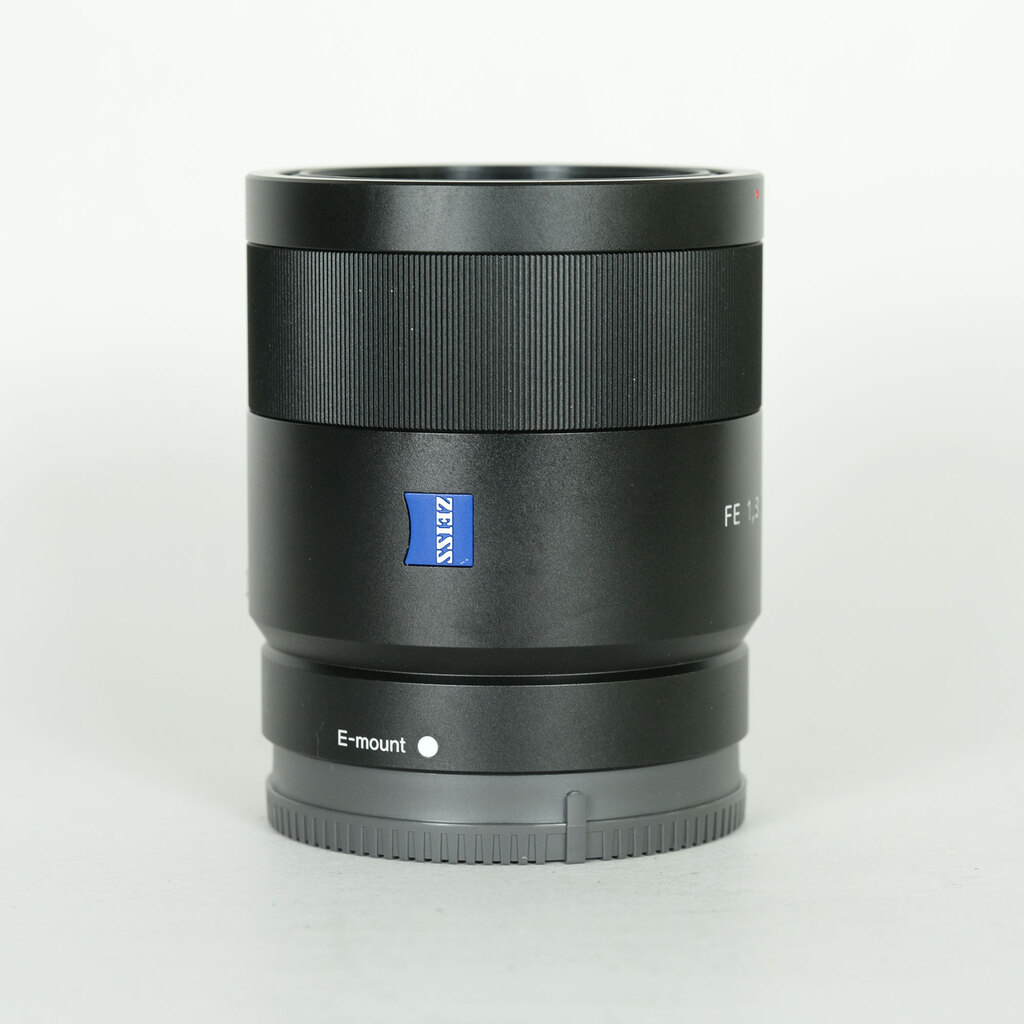 SONY Sonnar T* FE 55mm F1.8 ZA SEL55F18Z SONY Sonnar T* FE 55mm F1.8 ZA SEL55F18Z