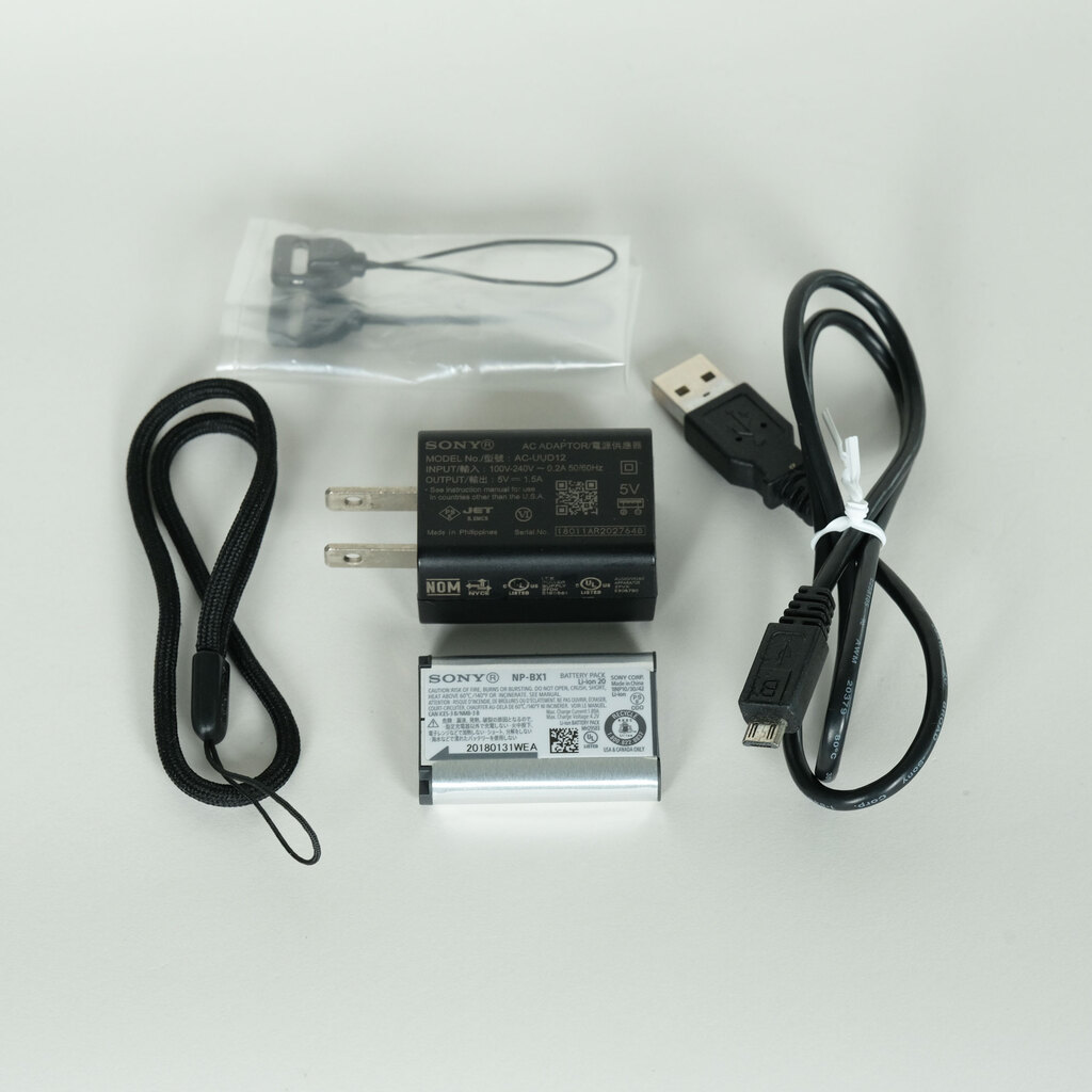SONY Cyber-shot DSC-RX100M6 SONY Cyber-shot DSC-RX100M6