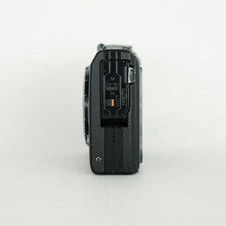 OLYMPUS Tough TG-5 ブラック