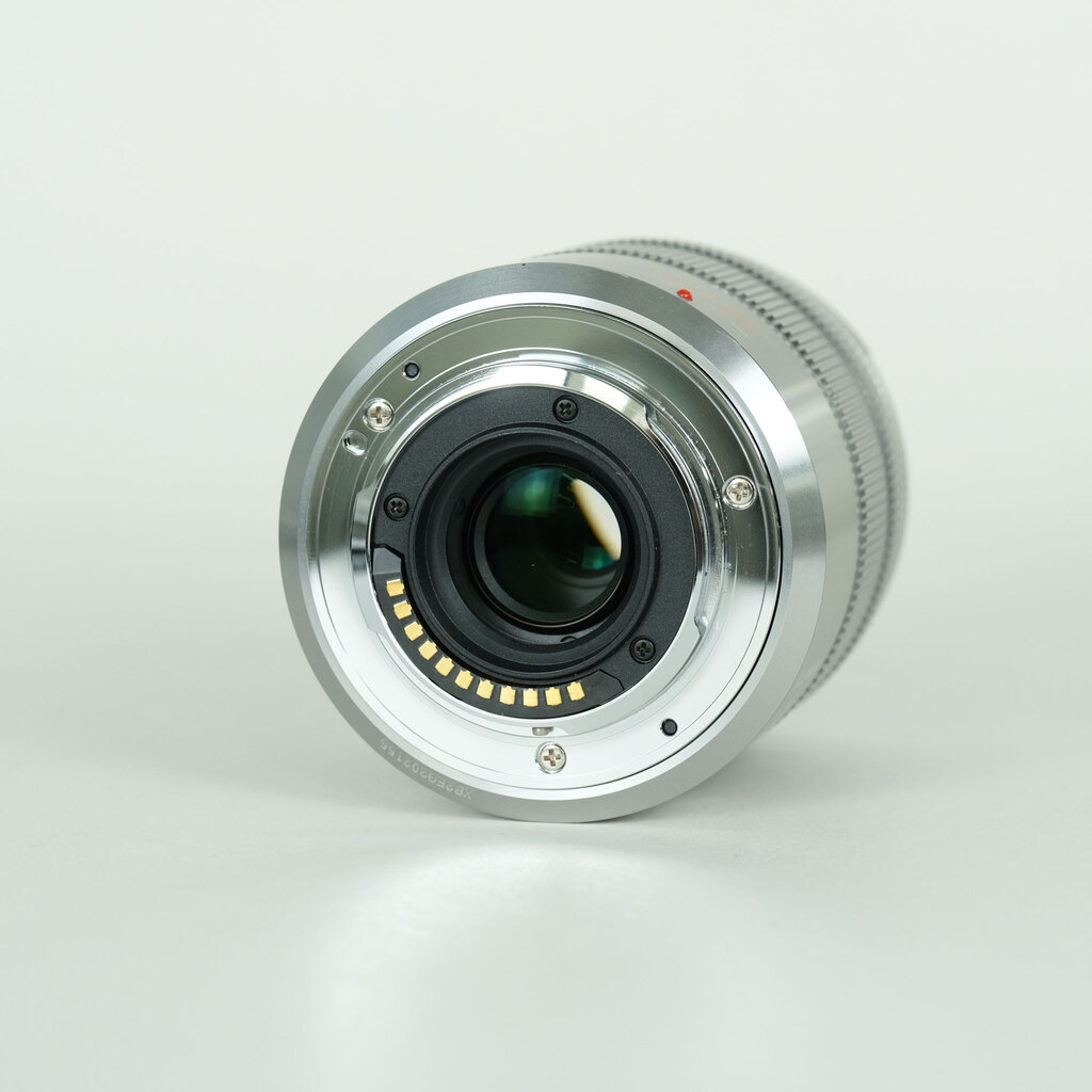 Panasonic LUMIX G VARIO 45-150mm / F4.0-5.6 ASPH. / MEGA O.I.S. Panasonic LUMIX G VARIO 45-150mm / F4.0-5.6 ASPH. / MEGA O.I.S.