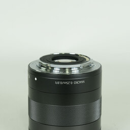 Canon EF-M18-55mm F3.5-5.6 IS STM