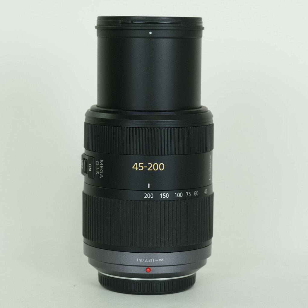 Panasonic LUMIX G VARIO 45-200mm F4.0-F5.6 MEGA O.I.S. H-FS045200 Panasonic LUMIX G VARIO 45-200mm F4.0-F5.6 MEGA O.I.S. H-FS045200
