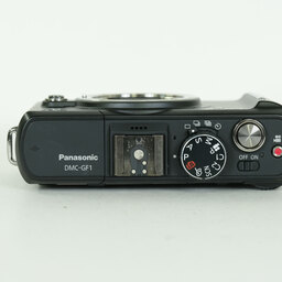 Panasonic LUMIX DMC-GF1-K エスプリブラック