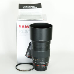 SAMYANG 135mm F2.0 (ニコンF用)CPU付