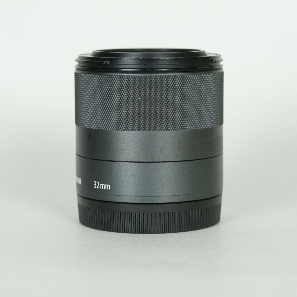 Canon EF-M32mm F1.4 STM