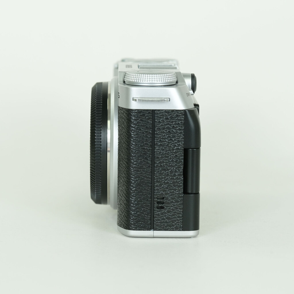 FUJIFILM X-M5 FUJIFILM X-M5