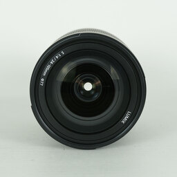 Panasonic LUMIX S 24-105mm F4 MACRO O.I.S. Panasonic LUMIX S 24-105mm F4 MACRO O.I.S.