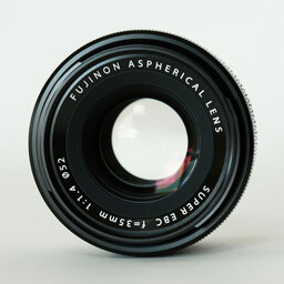 FUJIFILM XF35mmF1.4 R