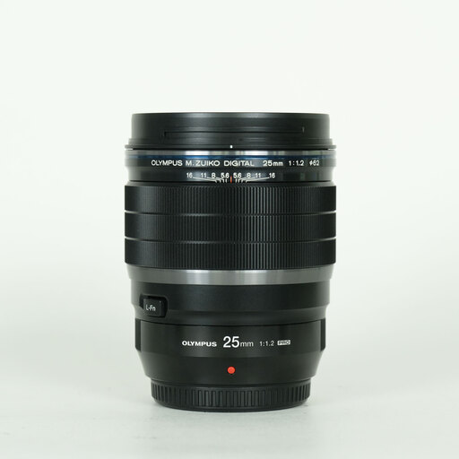M.ZUIKO DIGITAL ED 25mm F1.2 PROを徹底解説。作例からレビューまで