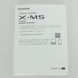 FUJIFILM X-M5