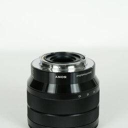 SONY E 10-18mm F4 OSS SEL1018