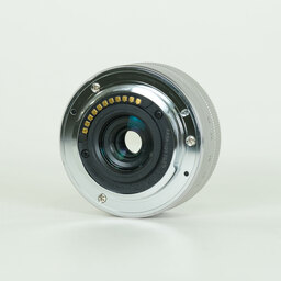 Panasonic LUMIX G VARIO 12-32mm / F3.5-5.6 ASPH. / MEGA O.I.S.