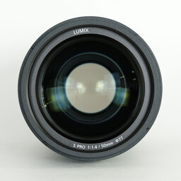 Panasonic LUMIX S PRO 50mm F1.4