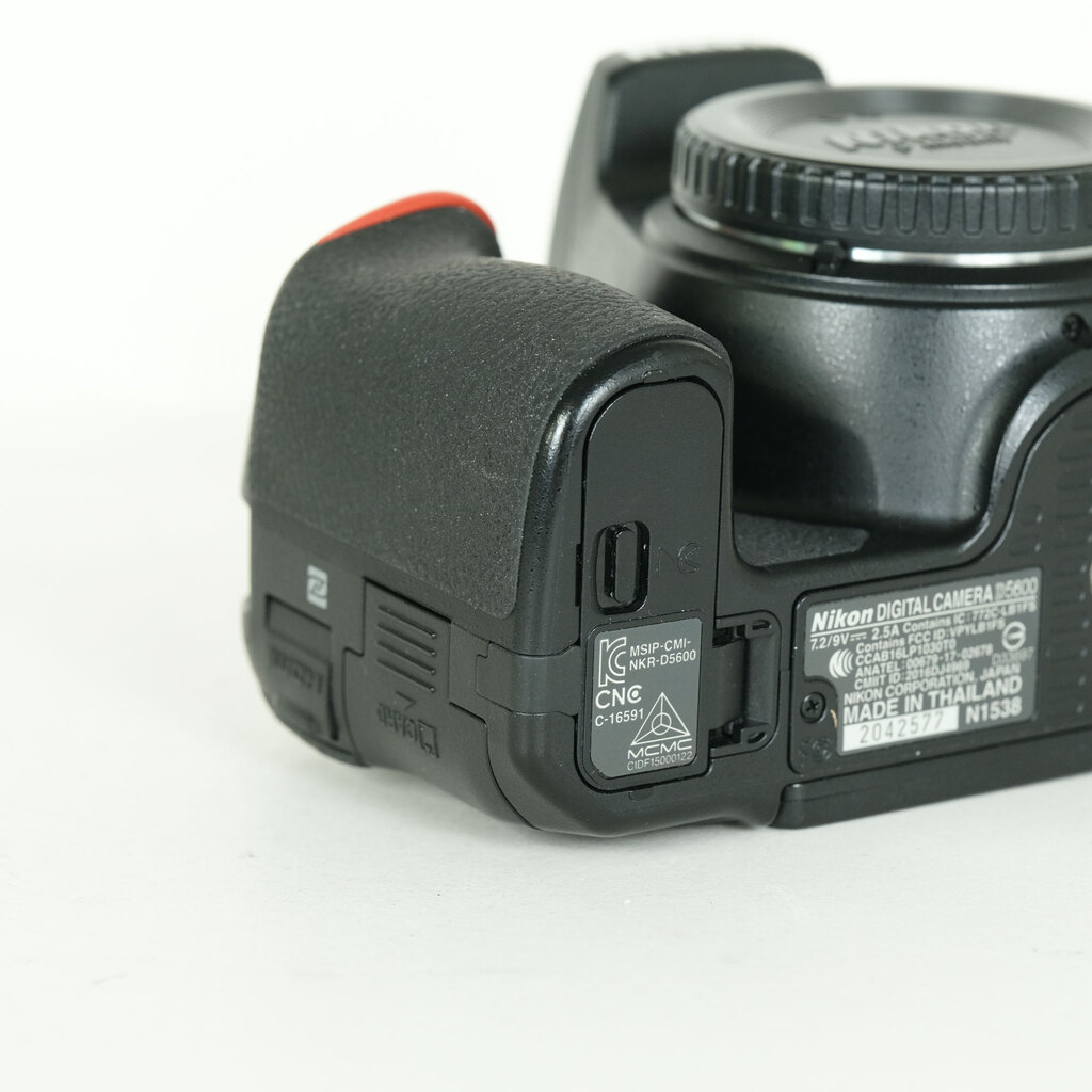 Nikon D5600 Nikon D5600