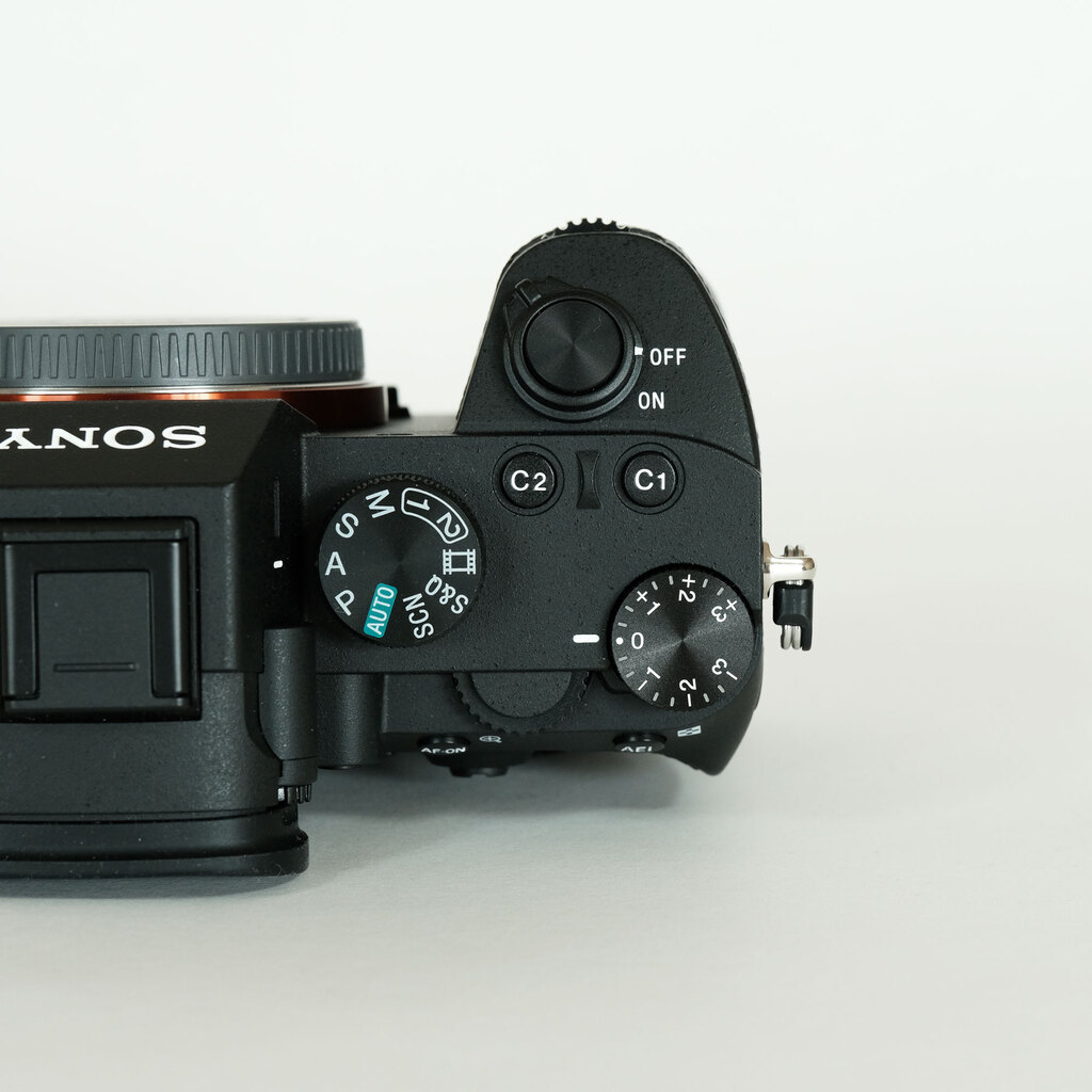 SONY α7 III(ILCE-7M3) SONY α7 III(ILCE-7M3)